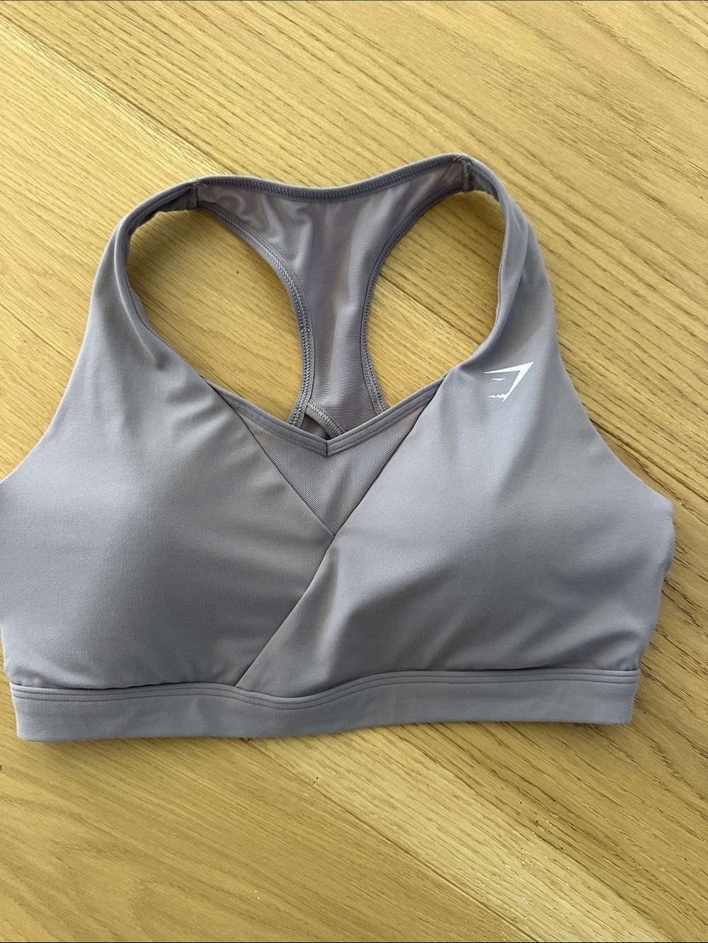 Gymshark  Racerback Sports Bra Mesh-Panel Sports Bra with removable Padding